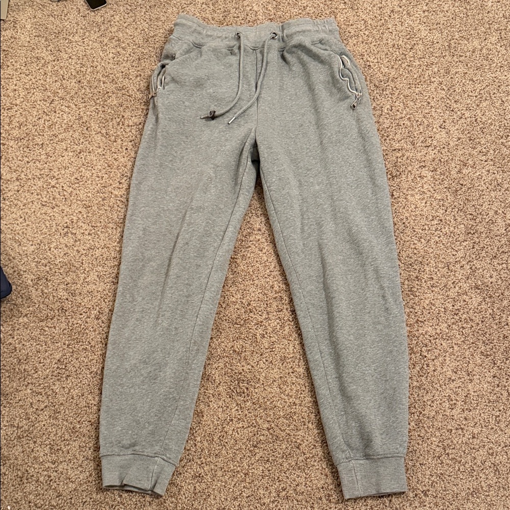 Galaxy By Harvic Light Gray Sweatpants